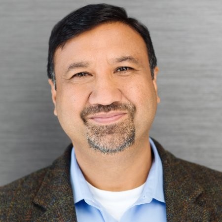 Cloud conundrums and legacy systems: Should they stay or should they go?